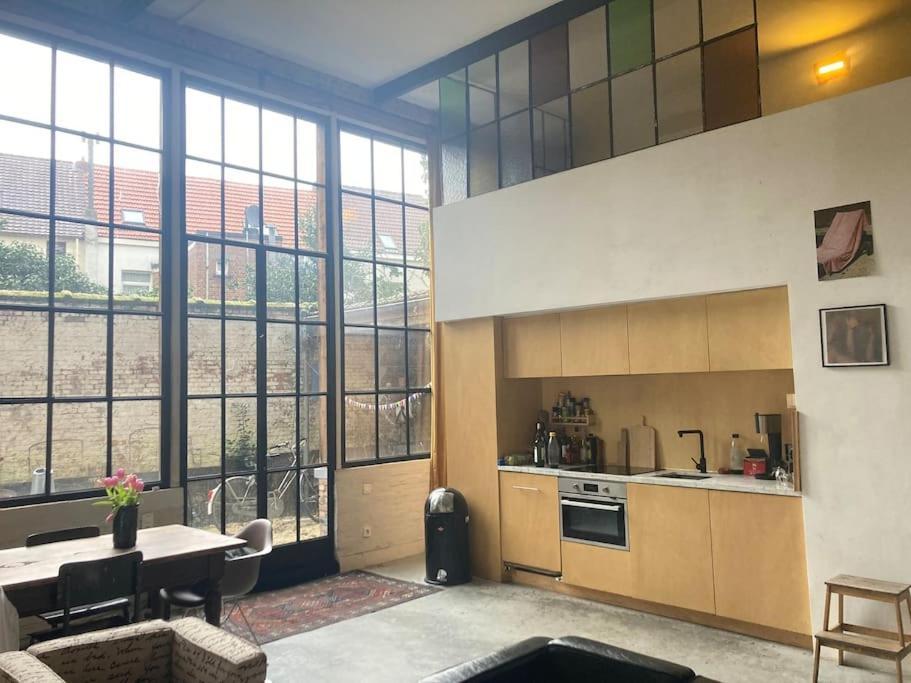 شقة Antwerp Loft -Art And Chill- Parking Available المظهر الخارجي الصورة